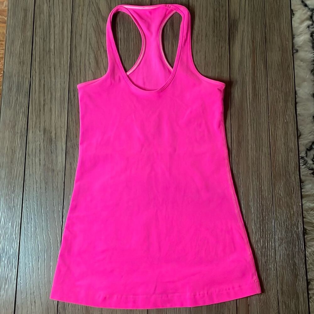 Lululemon hot pink cool racer back size 4